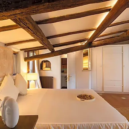 Piazza Navona Terrace 4*